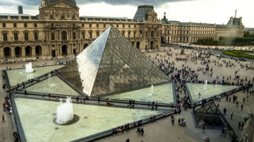 Louvre Louvre