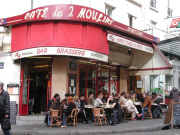 Cafe des 2 Moulins Cafe des 2 Moulins