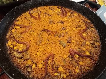 Arroz con sepia y pulpo Arroz con sepia y pulpo