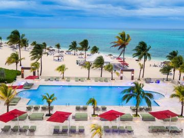 Piscina con vistas en Grand Bahama Piscina con vistas en Grand Bahama